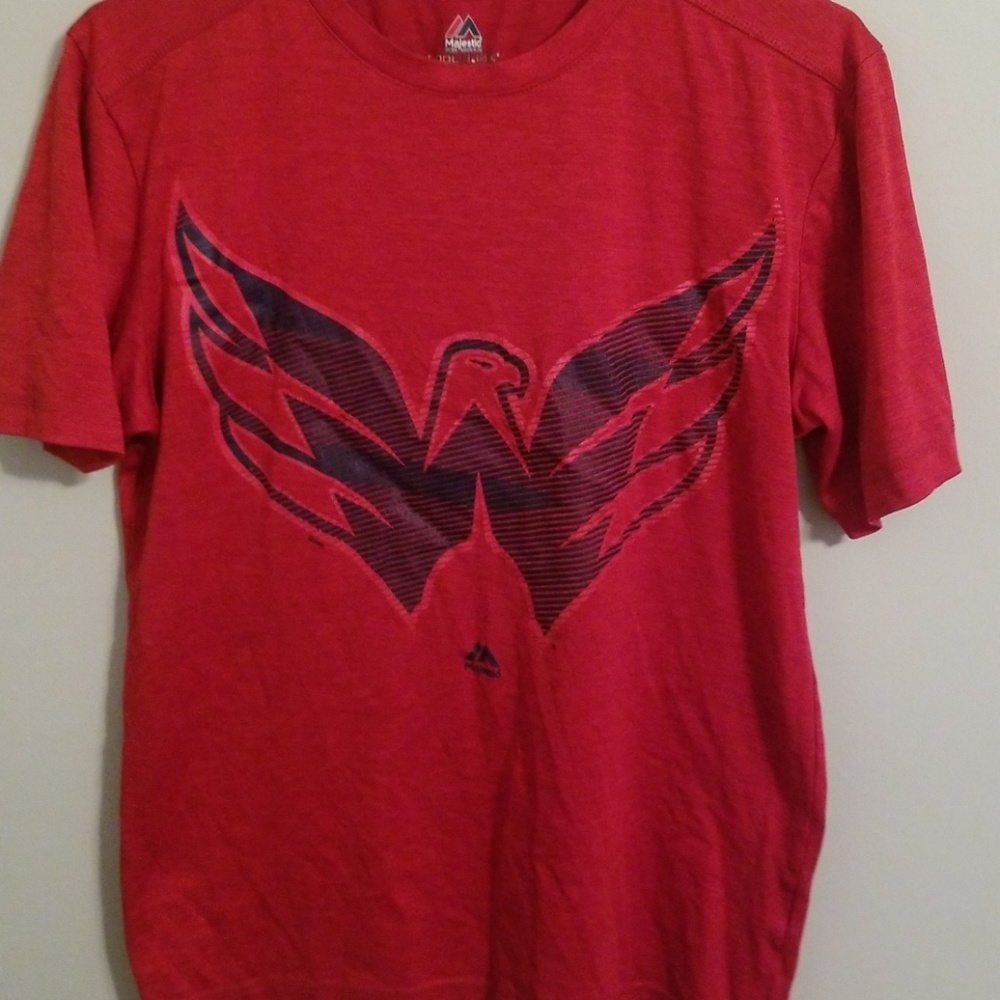 Caps dry fit tee